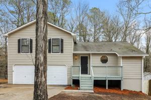 featured image of 4173 Woodcrest Dr