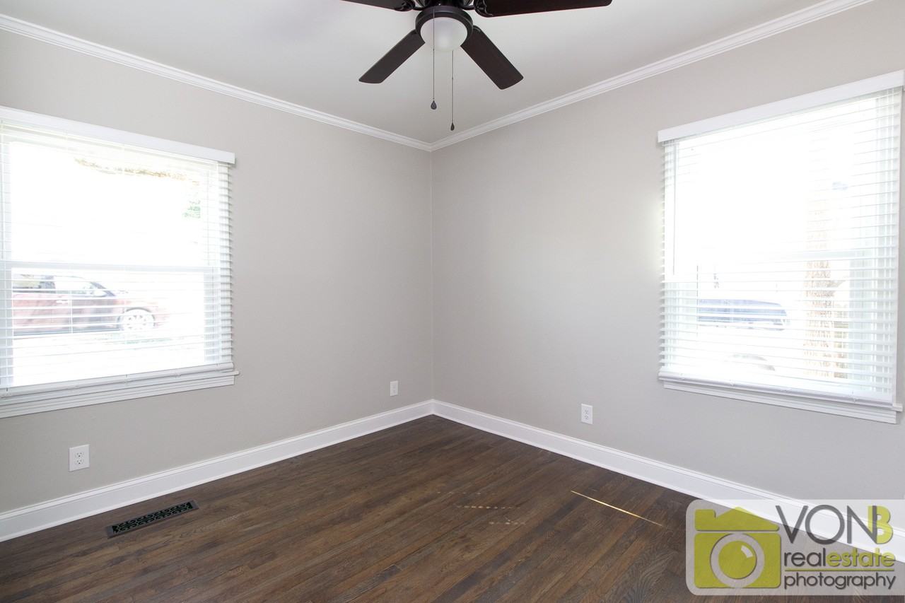 626 Burbank Cir Se - Photo 3 of 16