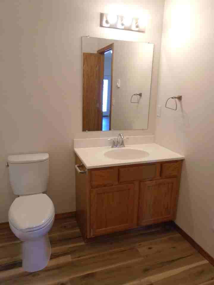 632 N 4th St - Photo 3 of 39