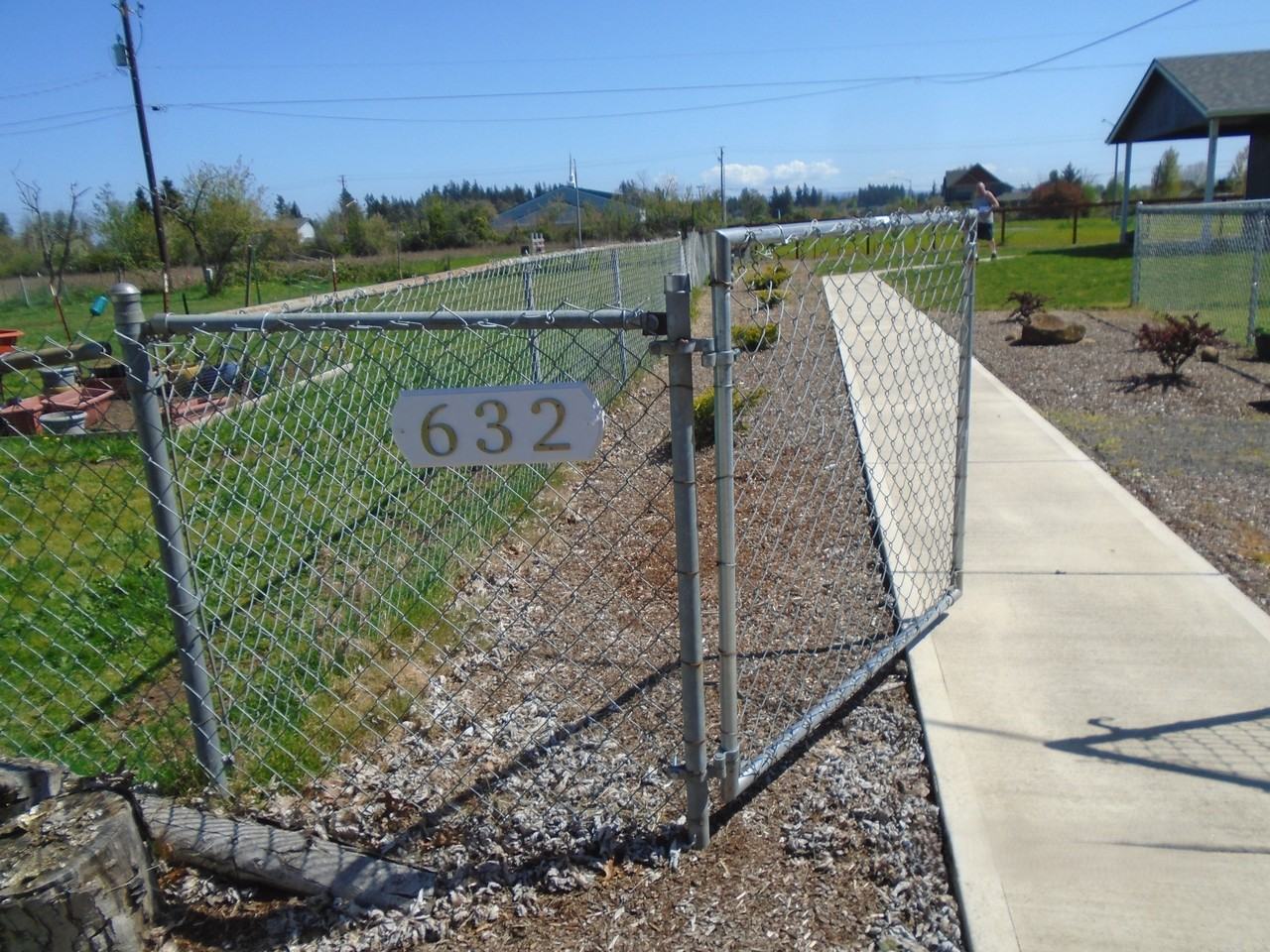 632 N 4th St - Photo 2 of 39