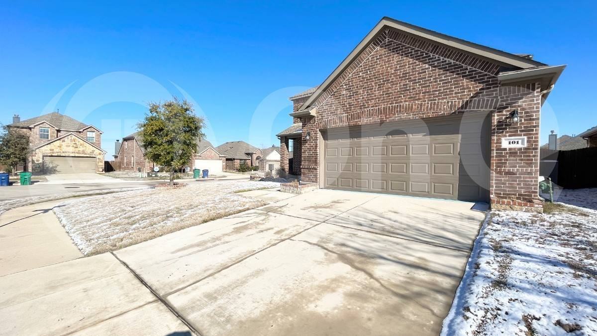 101 Rocky Pine Rd - Photo 3 of 10