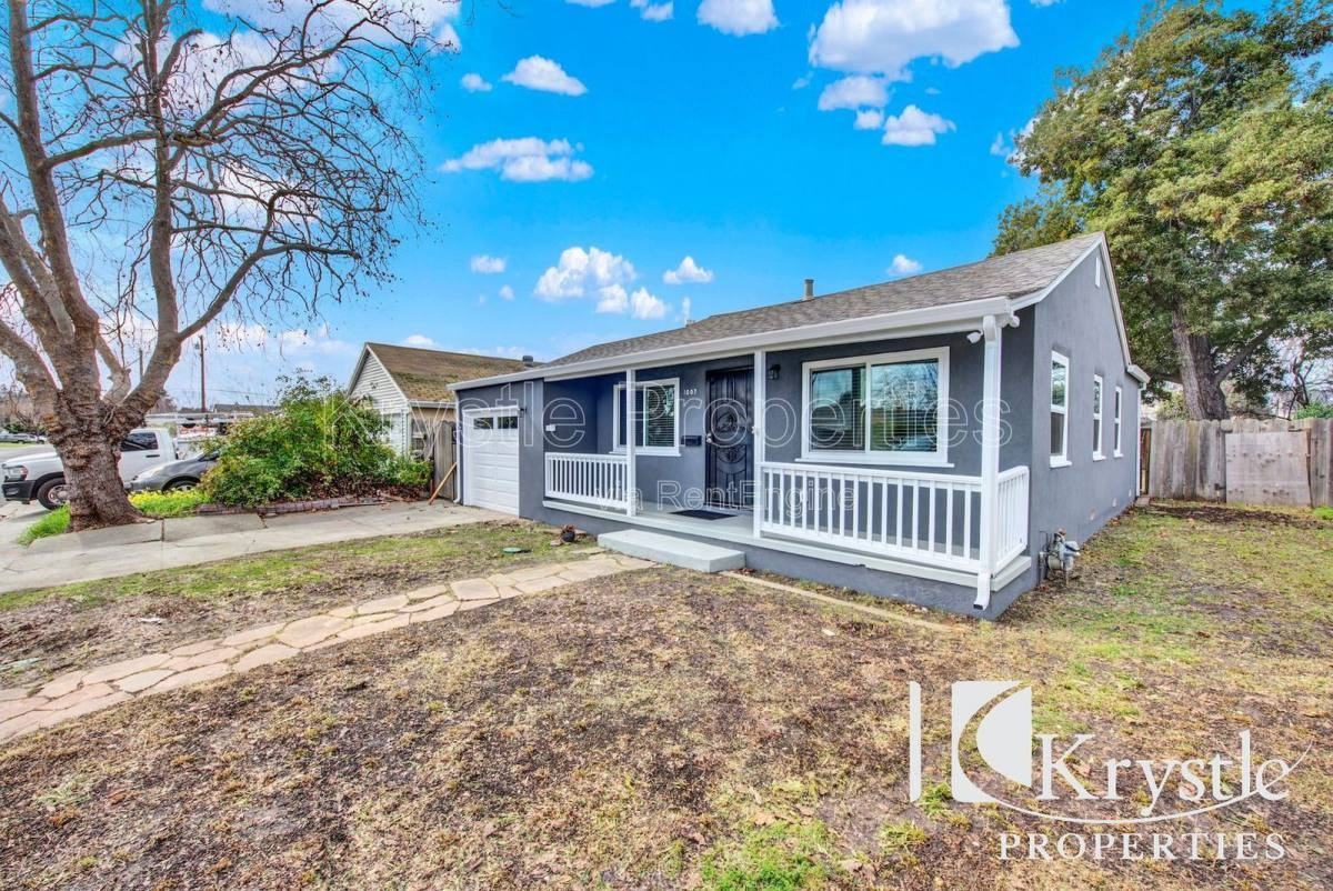 1007 Maple Ave - Photo 3 of 10