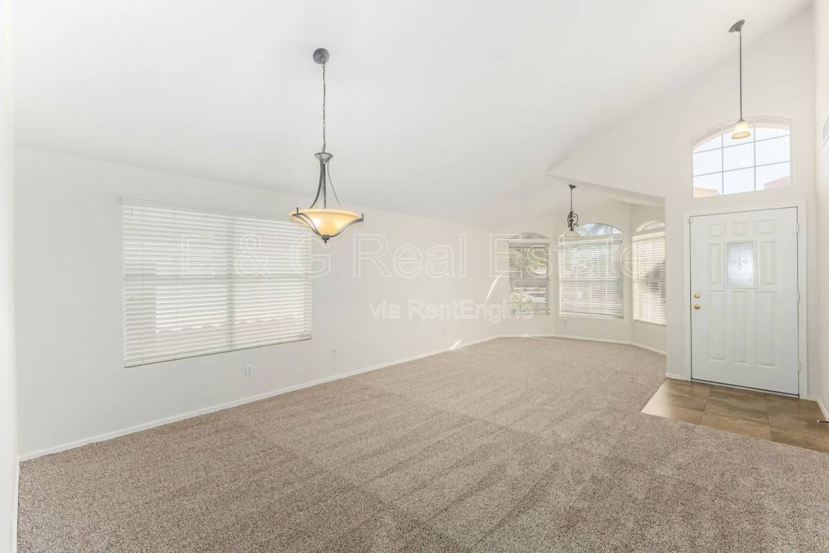 1180 W Jeanine Dr - Photo 3 of 10