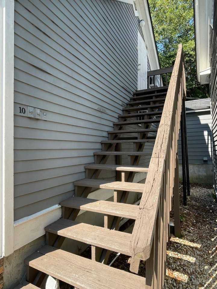 1012 Washington Ave #10 - Photo 5 of 8