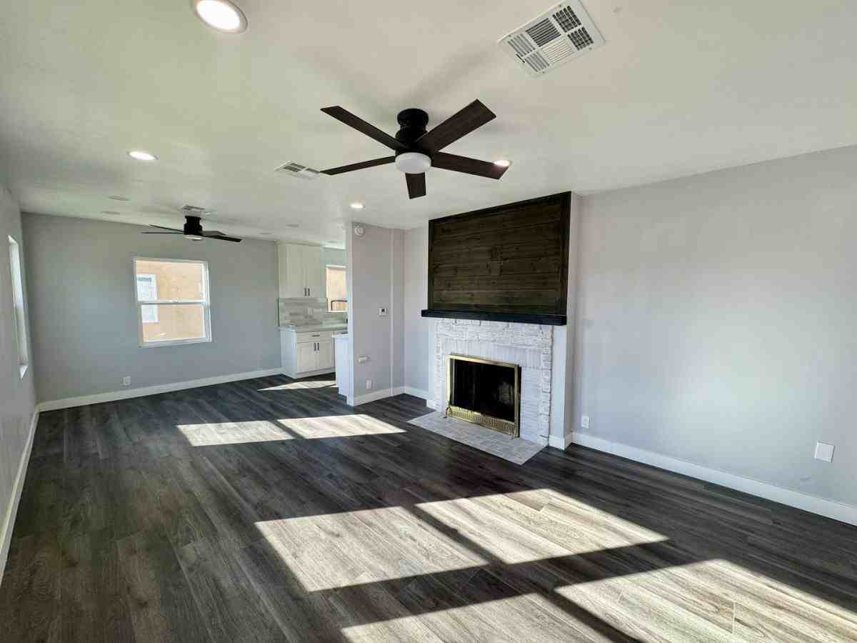 4139 Gaviota Ave - Photo 3 of 10