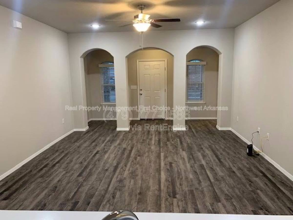 4205 Sw Lenox Ave - Photo 5 of 10