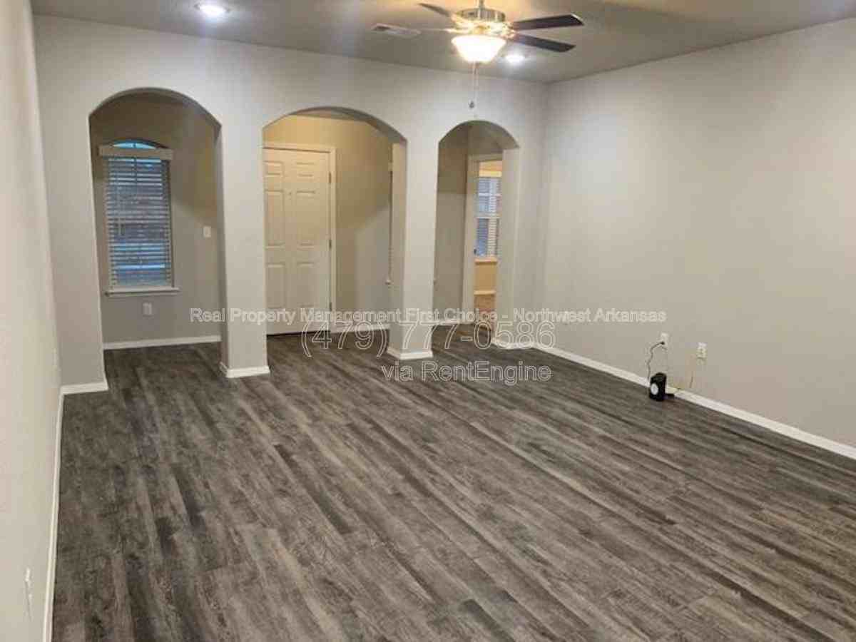 4205 Sw Lenox Ave - Photo 6 of 10