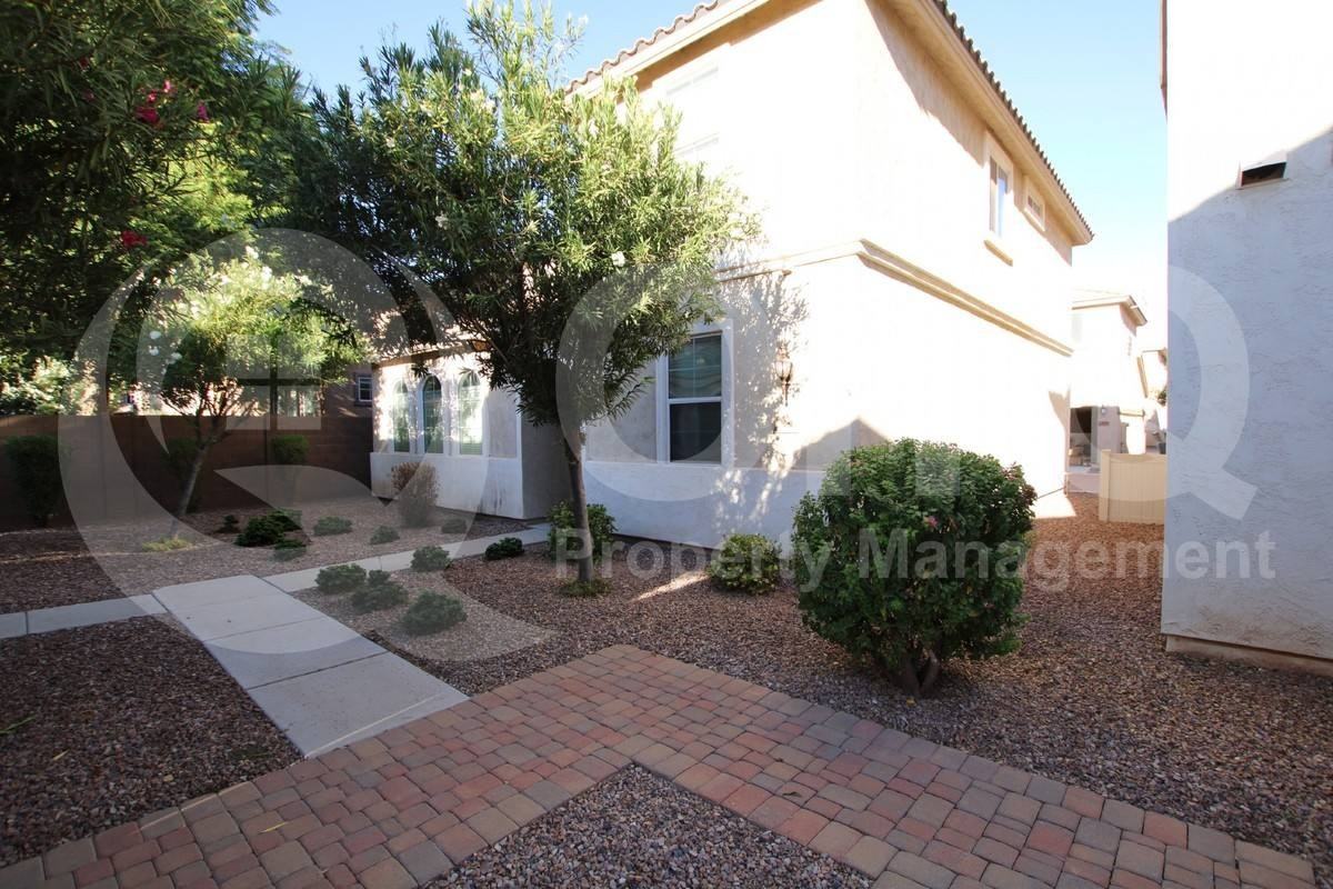 4050 E Tulsa St - Photo 2 of 10