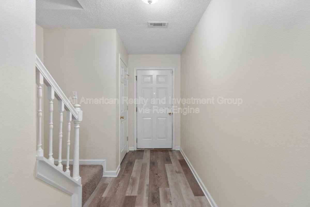 416 Crooked Pine Trl - Photo 3 of 10