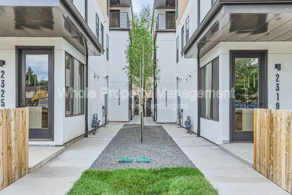 2321 S High St - Photo 3 of 10