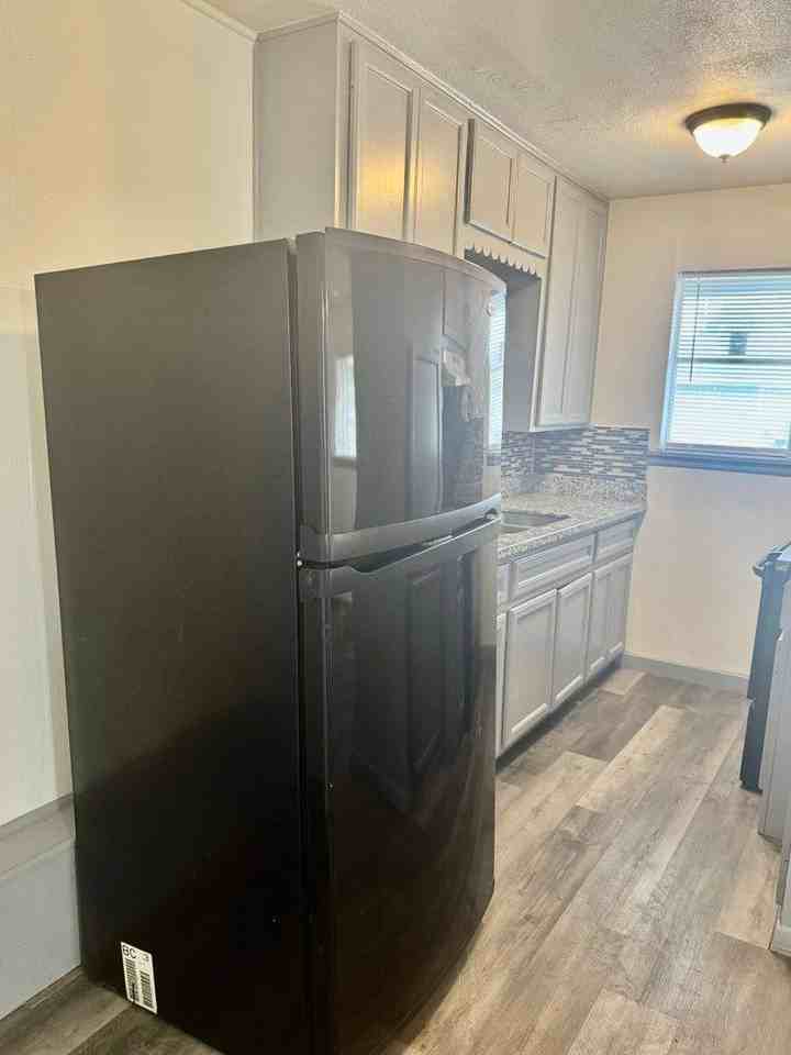 1001 Spooner St #C - Photo 4 of 9