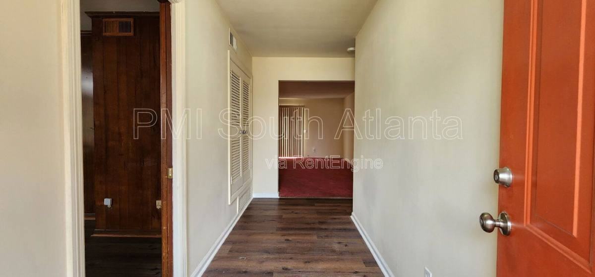 3820 Meadowlark Dr - Photo 3 of 10