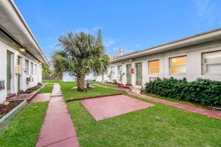 403 N 19th Ave #F - Photo 1 of 1