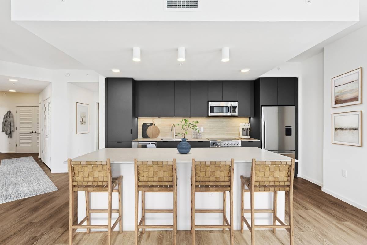 1005 1st Ave N - Photo 5 of 19