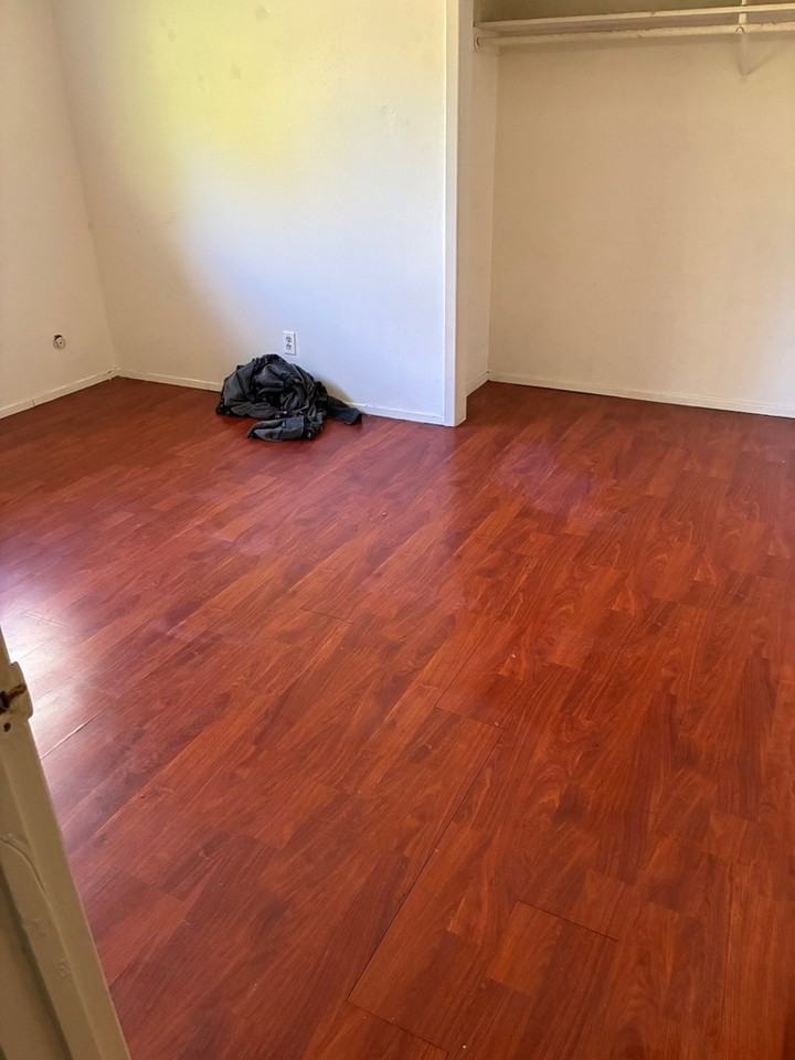 2215 15th St #B - Photo 2 of 7