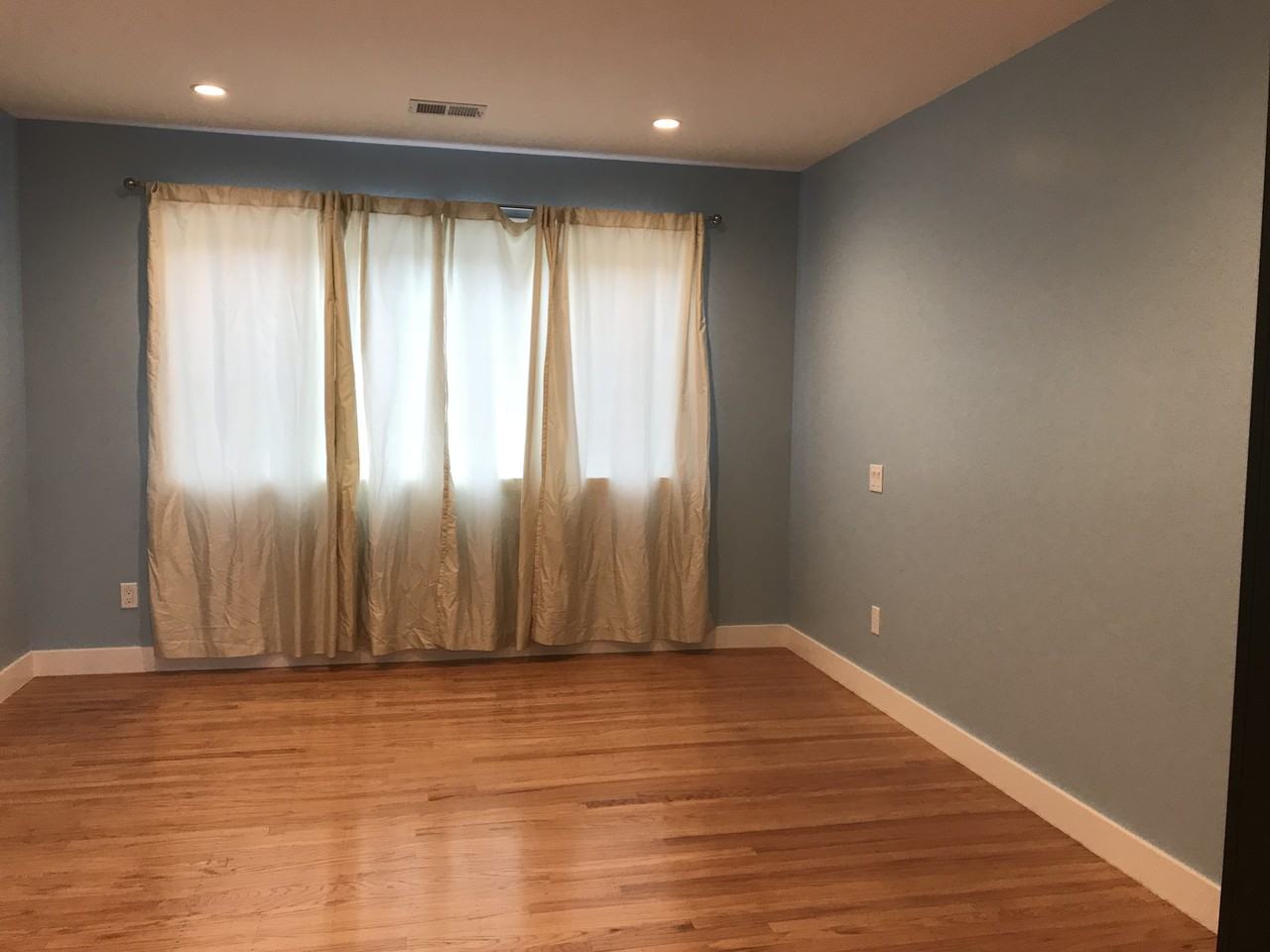 Bellevue Ave & Evergreen Ave - Photo 3 of 6