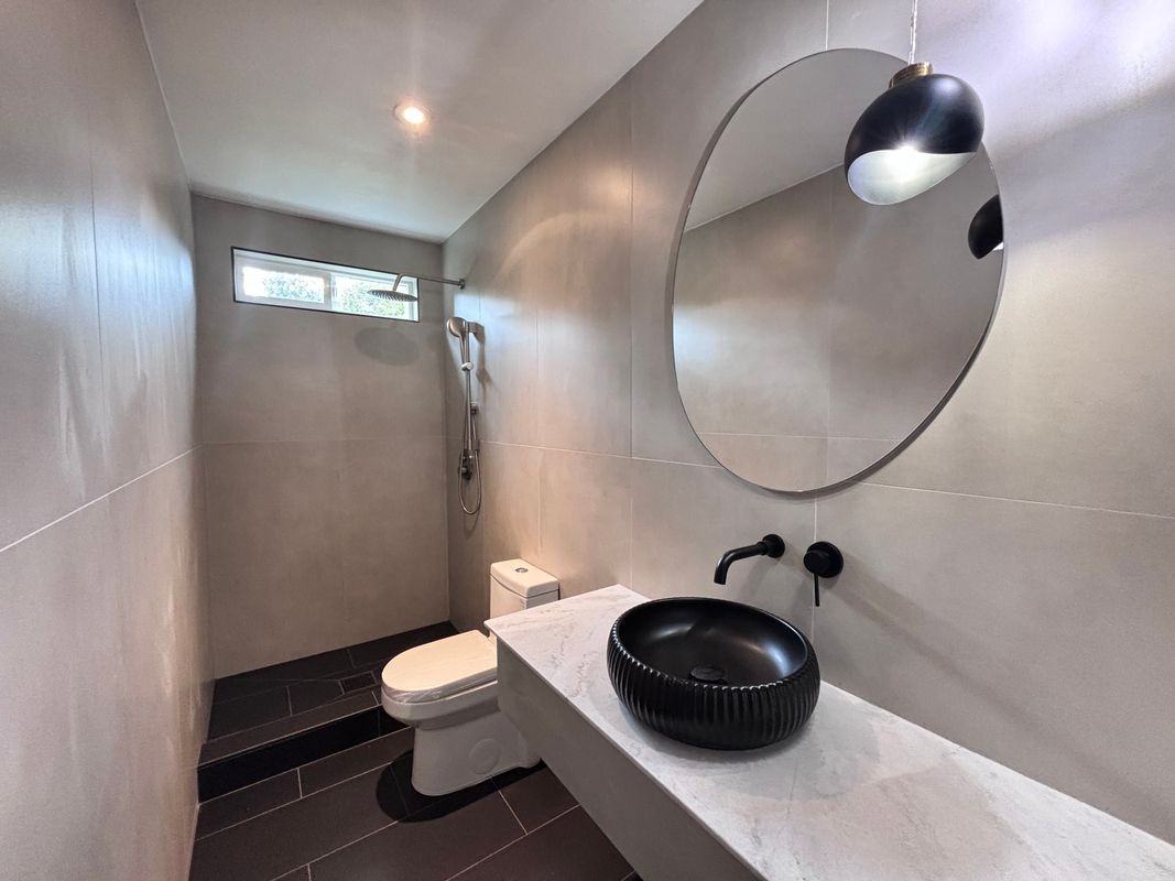 270 W Blaine St - Photo 3 of 26