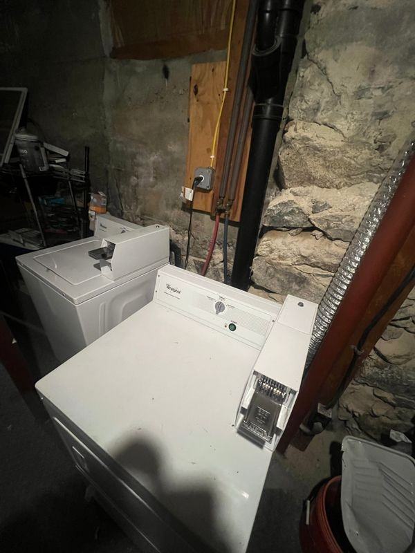 23 Capron St - Photo 5 of 7