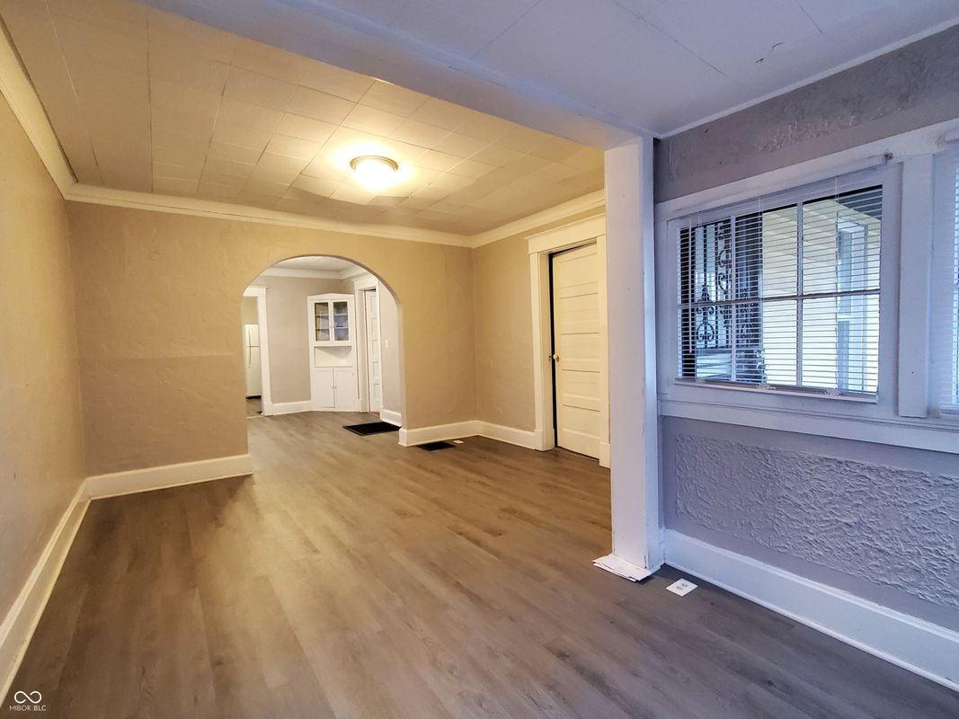 350 S Oxford St - Photo 5 of 6