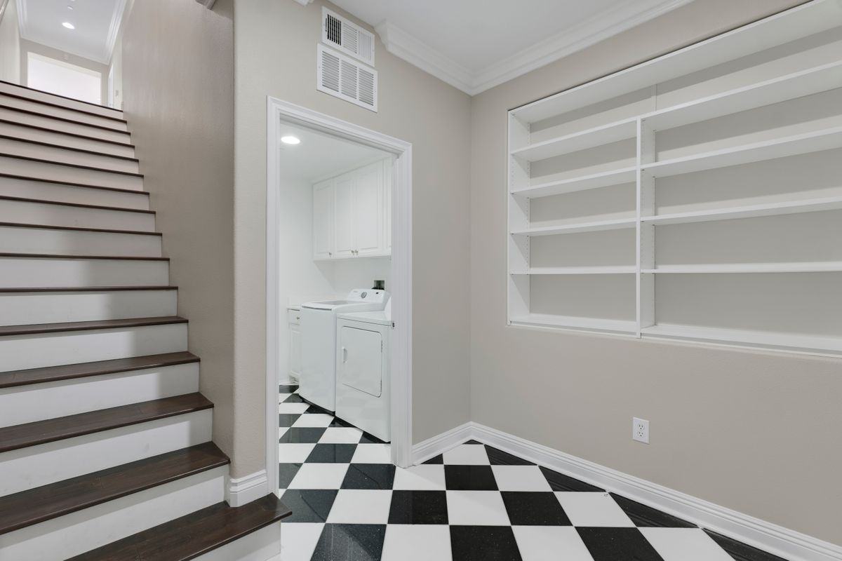 11231 Paseo Sonesta - Photo 3 of 32