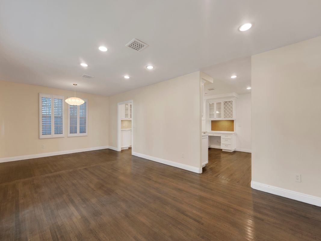 4231 Stern Ave - Photo 5 of 30