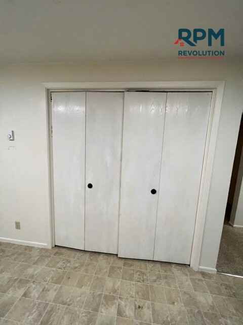 479 E 900 N - Photo 5 of 11
