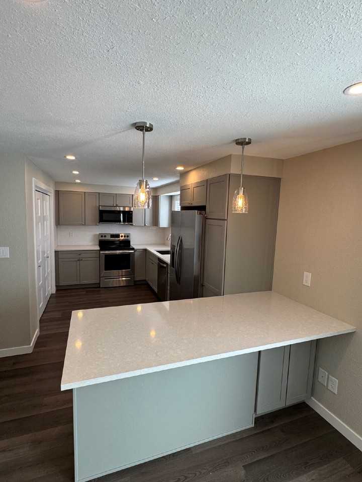 4547 Beachcomber Ct - Photo 2 of 18