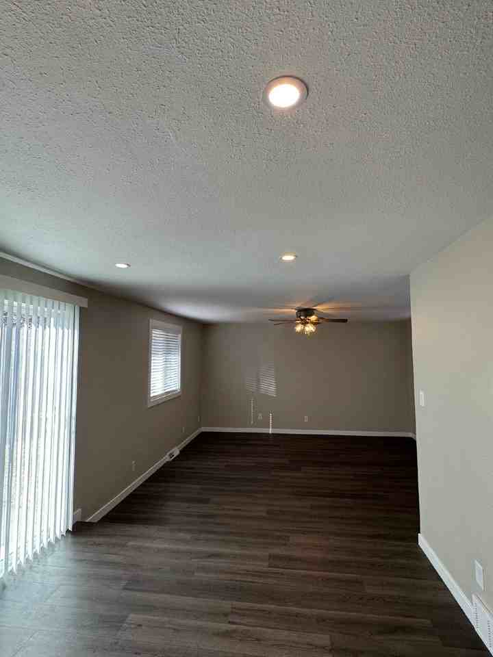 4547 Beachcomber Ct - Photo 4 of 18