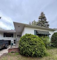 featured image of 1227 Osler St