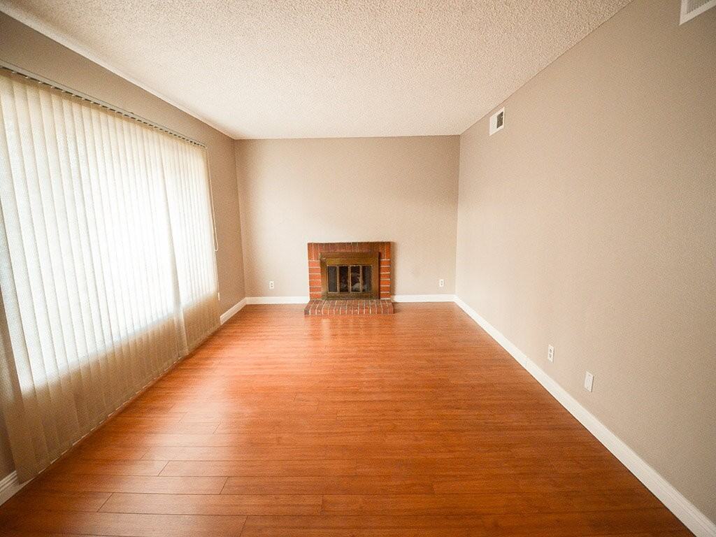 4712 Ashbrook Pl - Photo 2 of 29