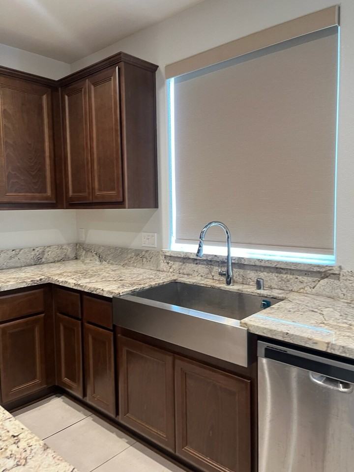 3940 Crepe Myrtle Ln - Photo 6 of 18