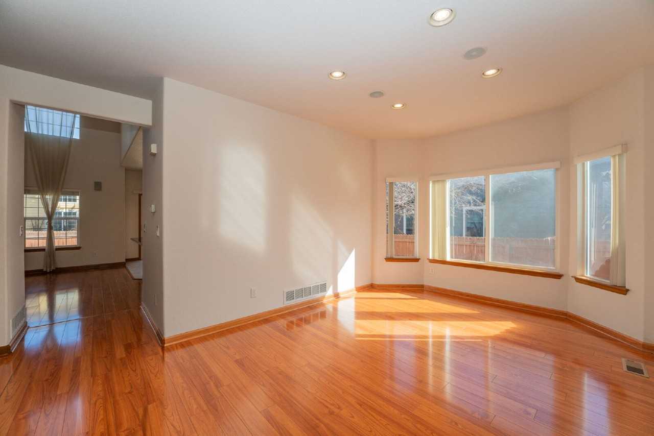 1022 Morning Dove Dr - Photo 6 of 29