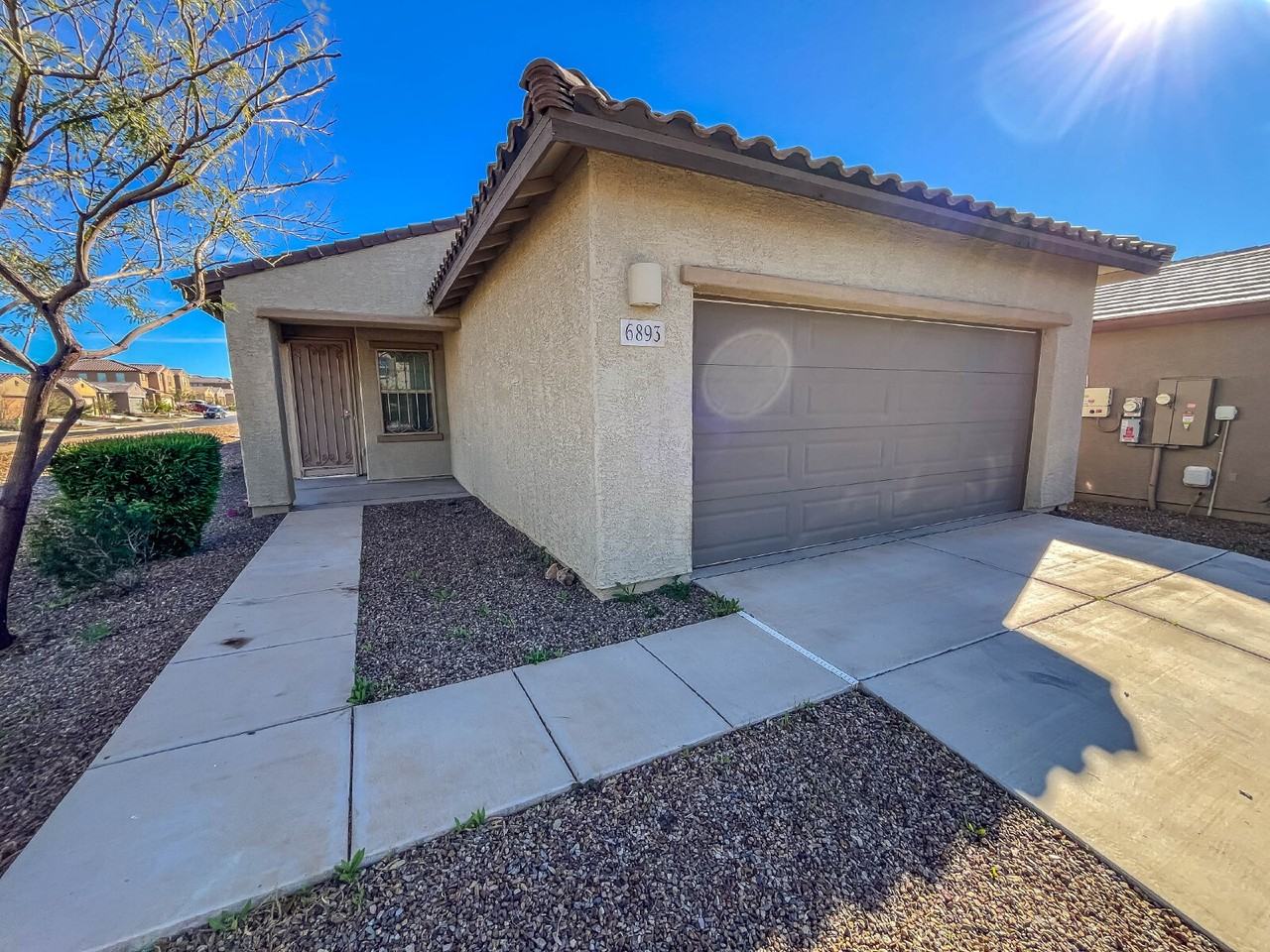 6893 W Hedge Rose Dr - Photo 2 of 36