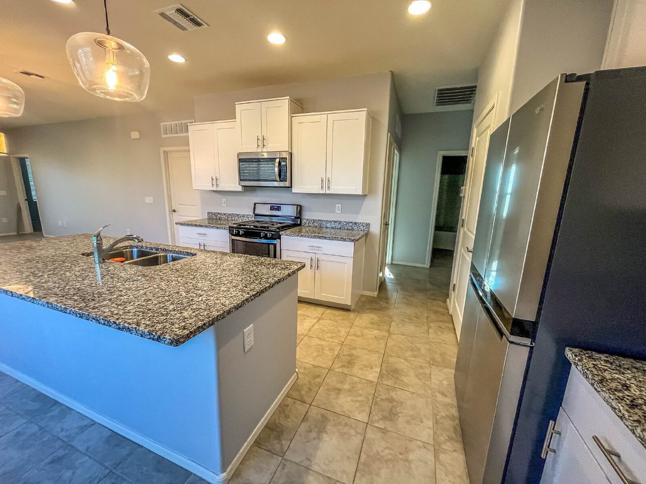 6893 W Hedge Rose Dr - Photo 4 of 36