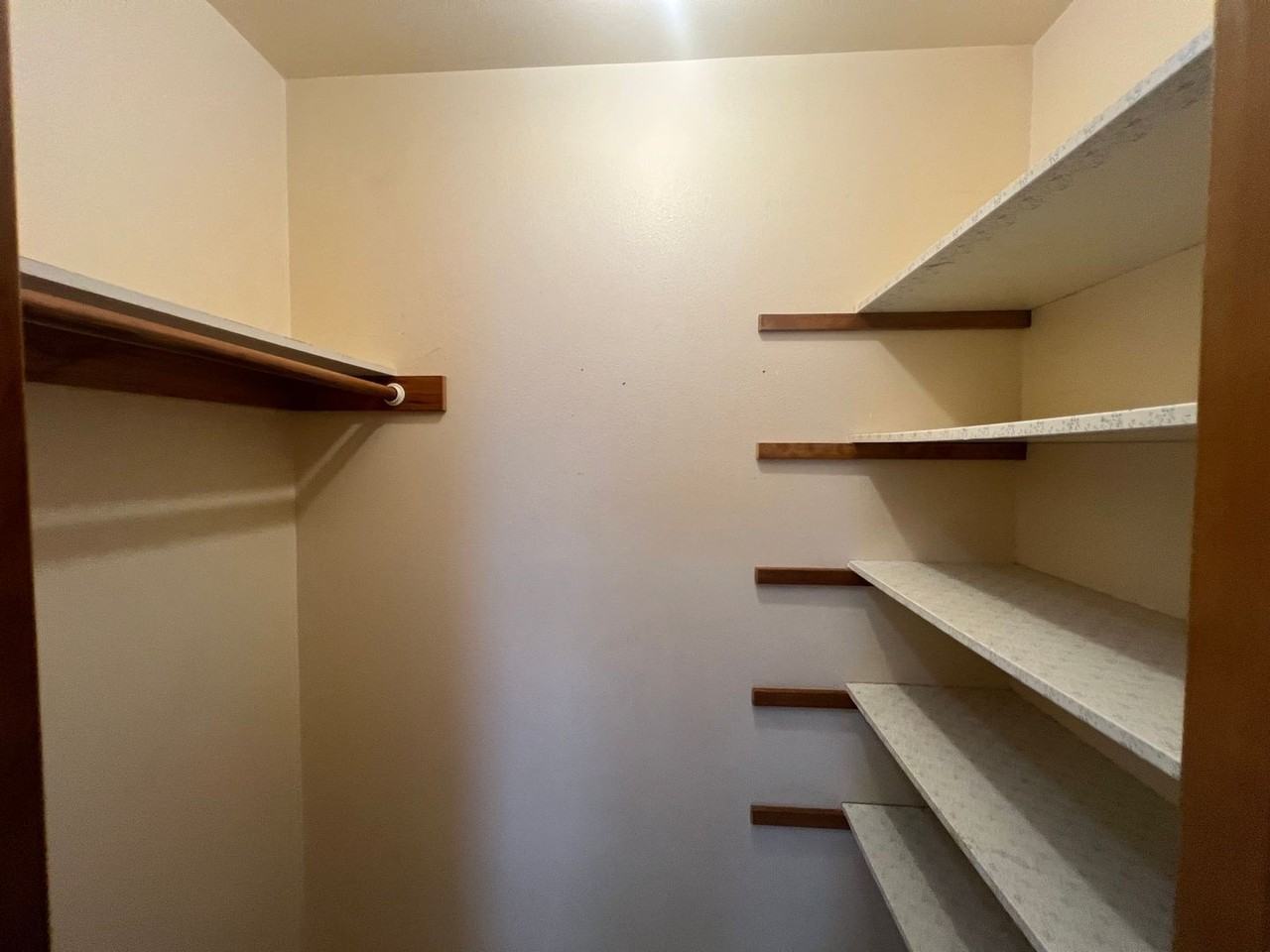 2217 Xenia Ln - Photo 7 of 13