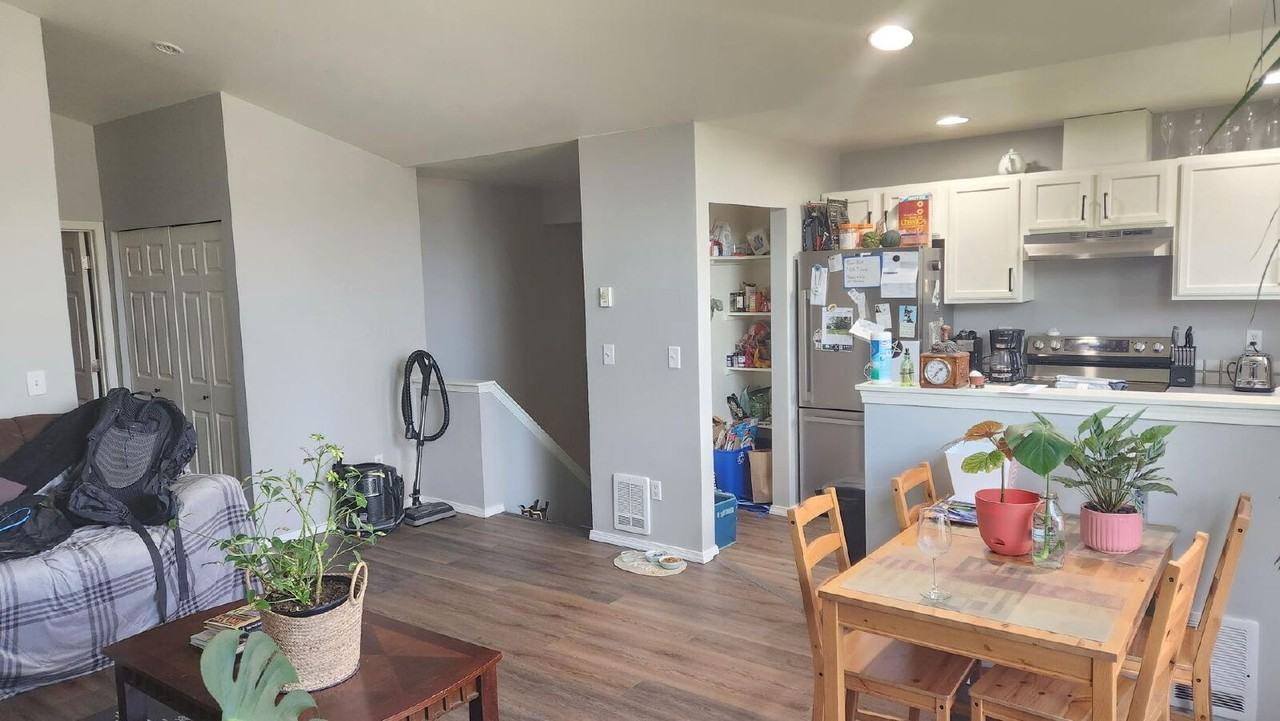 2408 Xenia St - Photo 5 of 20