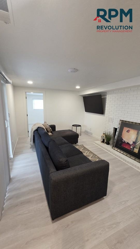 816 Mountain Side Dr - Photo 4 of 13