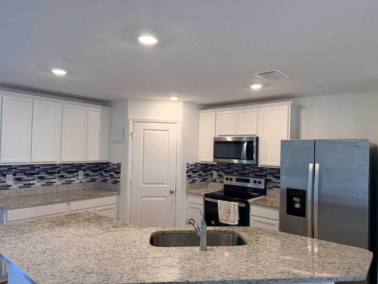 12253 Island Shrike Rd - Photo 2 of 19