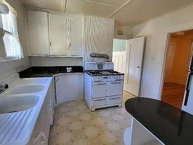 1813 Francisco St #B3 - Photo 5 of 16