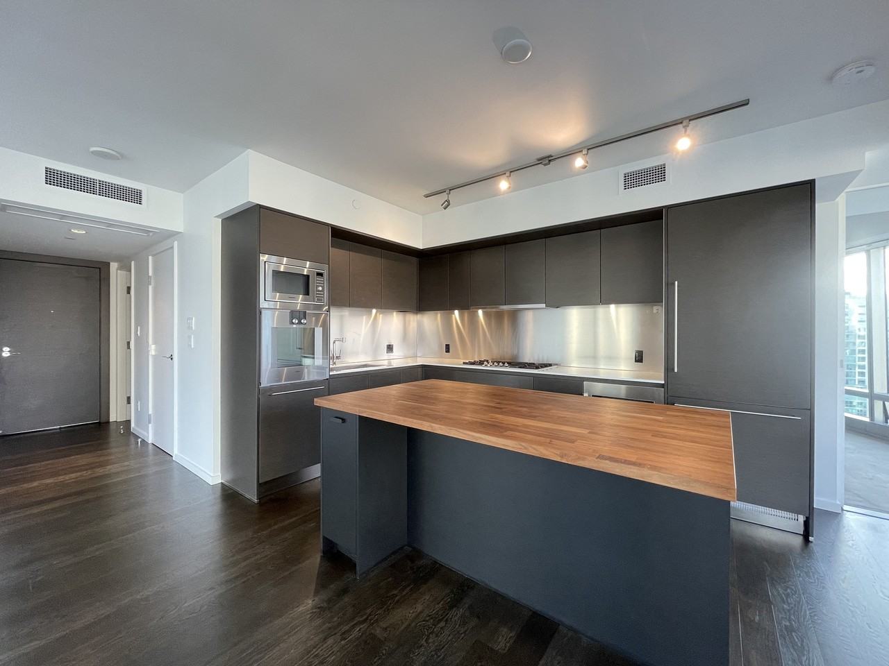 1151 West Georgia Street #2707 - Photo 5 of 21