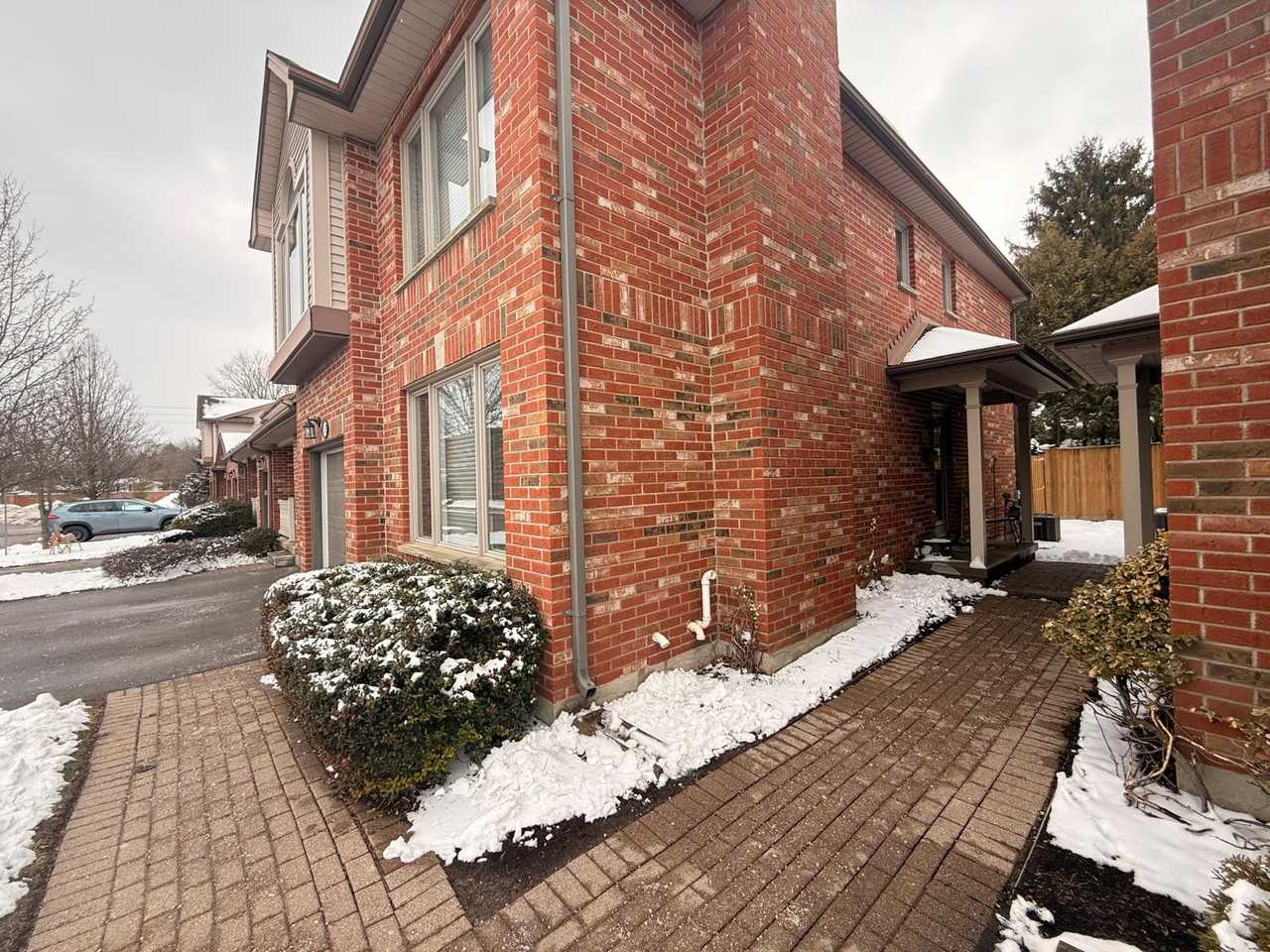 1478 Adelaide Street North #33 - Photo 2 of 40