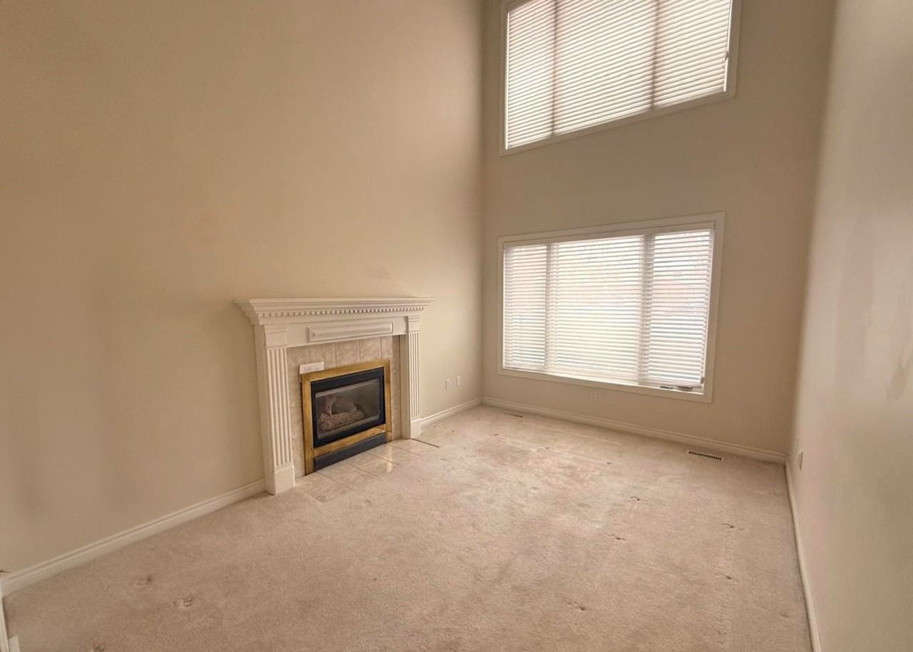 1478 Adelaide Street North #33 - Photo 5 of 40