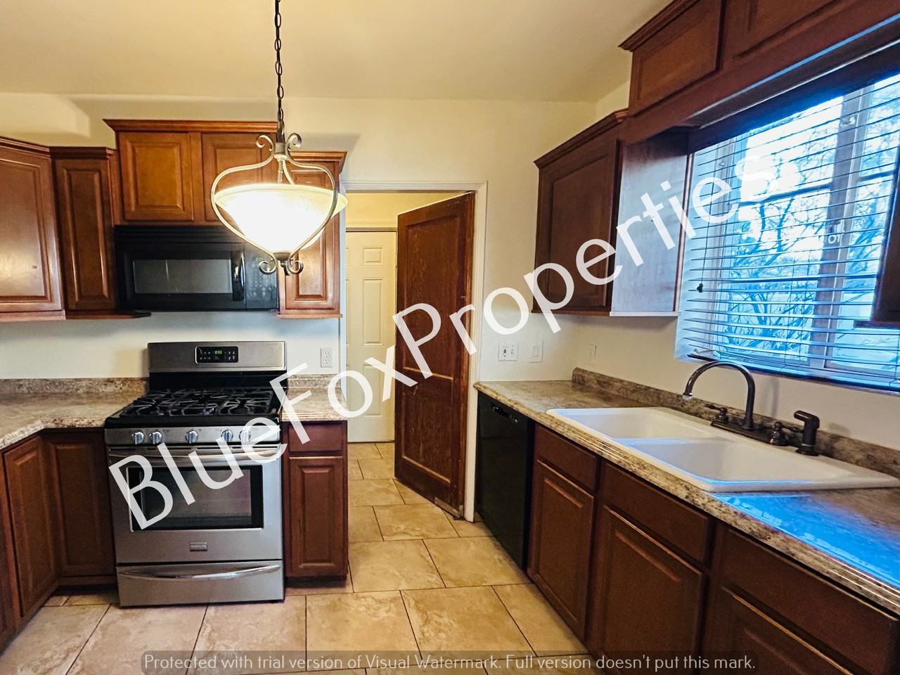 3021 E Linden St #1 - Photo 6 of 20