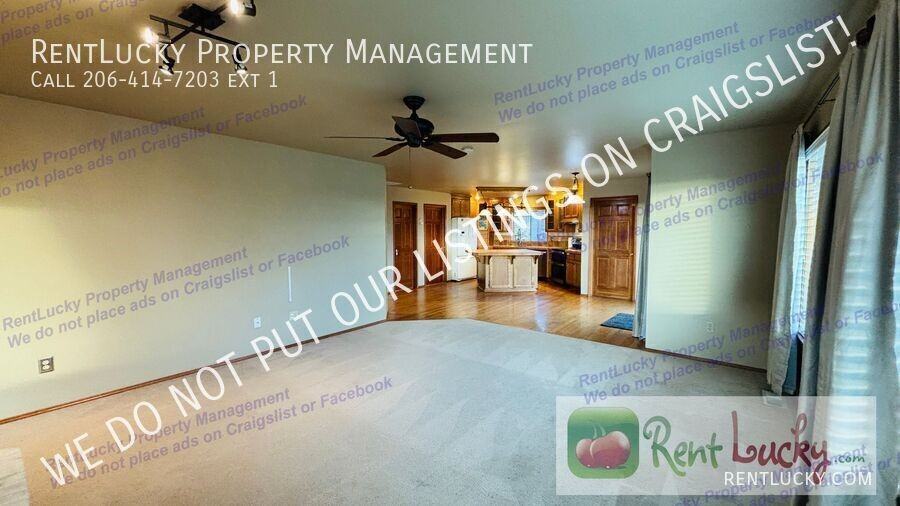 5216 Ridge Dr Ne - Photo 6 of 44