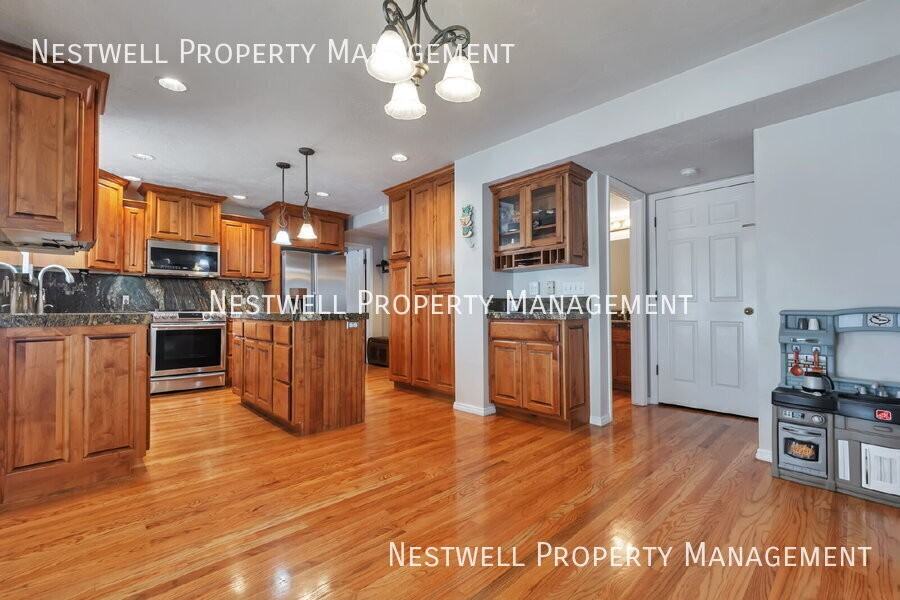 12122 S Hidden Valley Rd - Photo 6 of 34