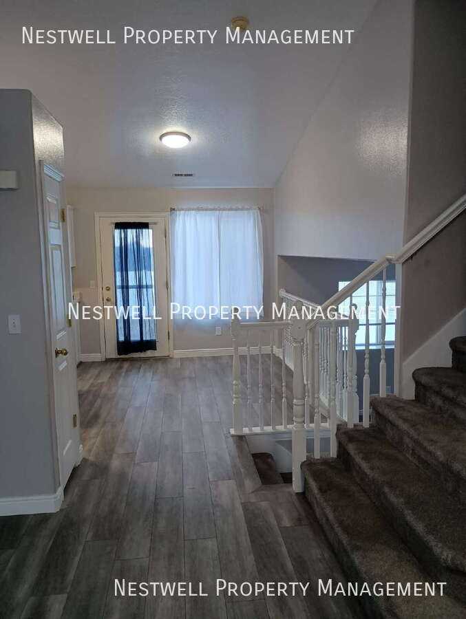 5674 W Prospero Ln - Photo 2 of 30