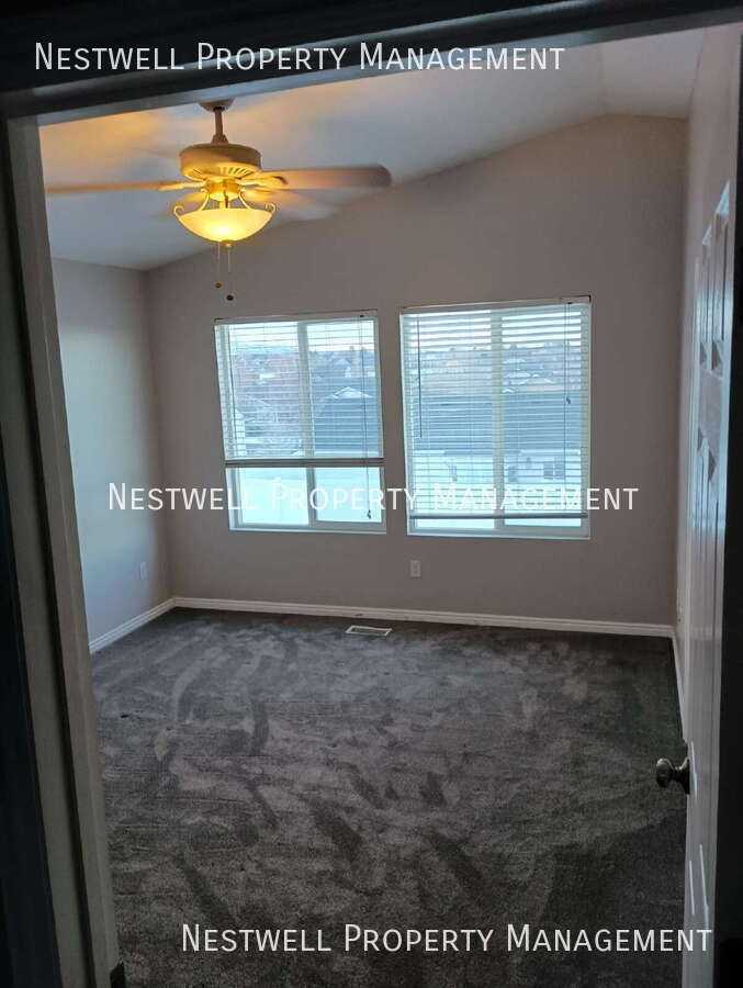 5674 W Prospero Ln - Photo 6 of 30