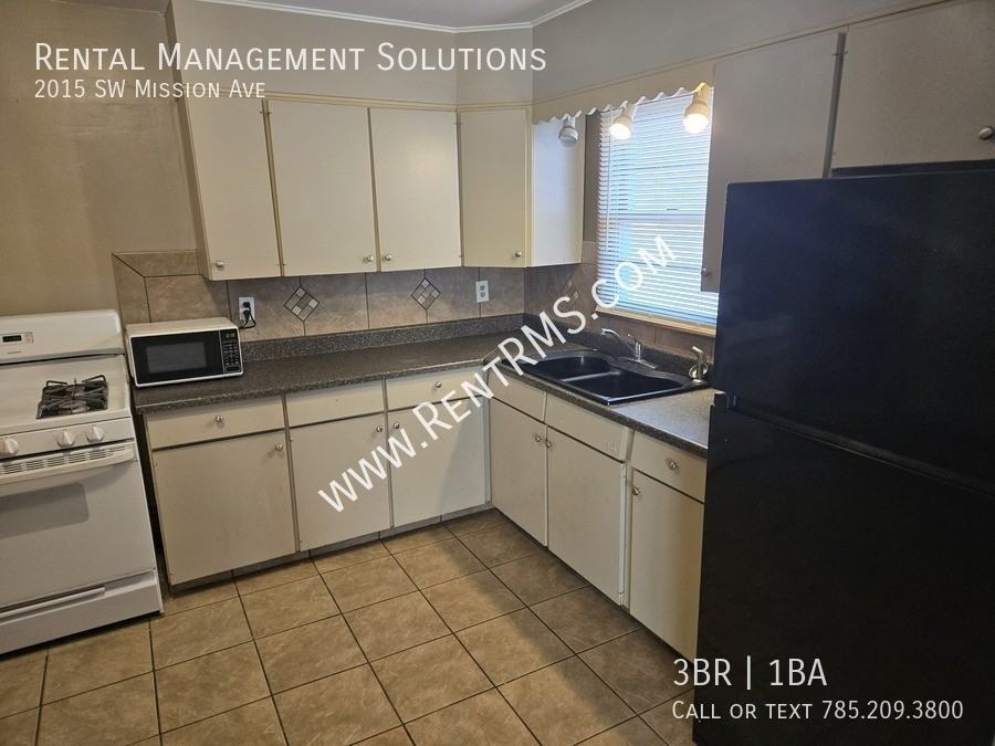 2015 Sw Mission Ave - Photo 5 of 16