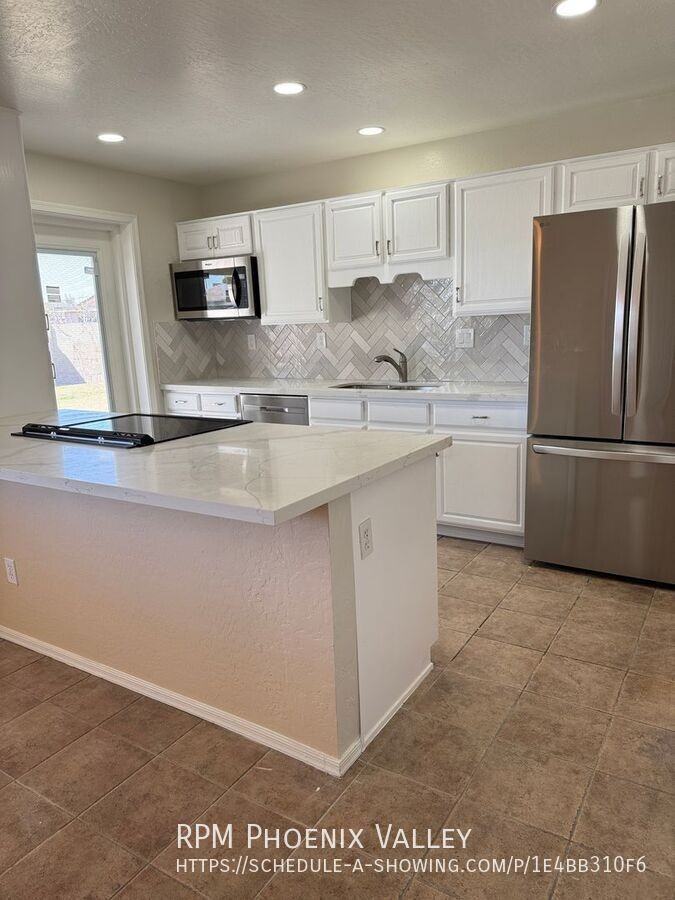 321 E Malibu Dr - Photo 7 of 28