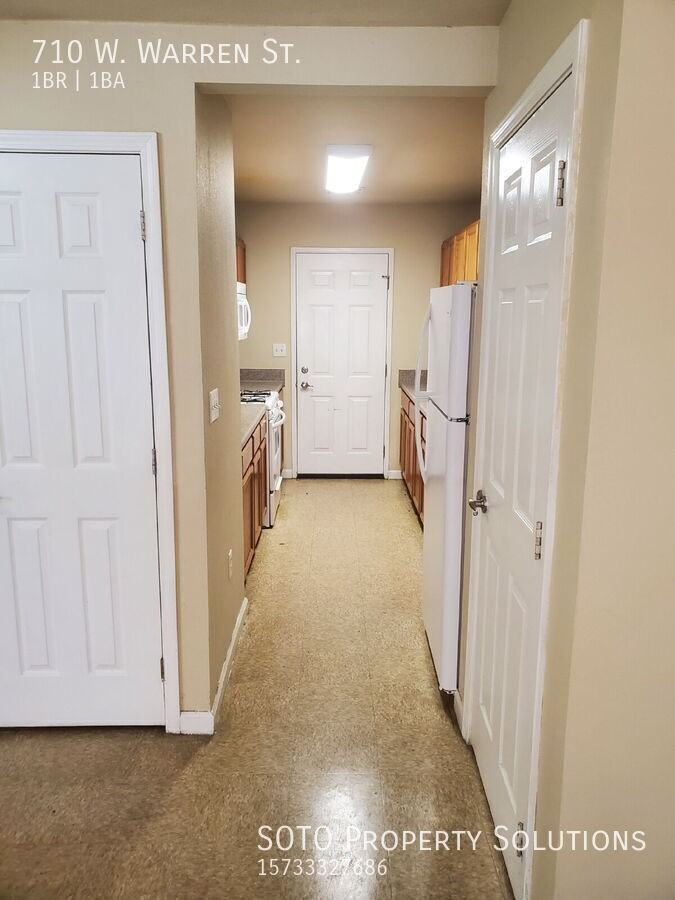 710 Warren St - Photo 2 of 10